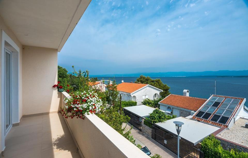 ונטאצ'יצ'י Apartments Dora מראה חיצוני תמונה