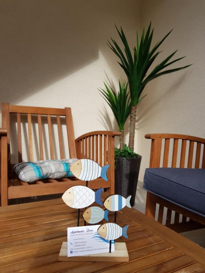 ונטאצ'יצ'י Apartments Dora מראה חיצוני תמונה