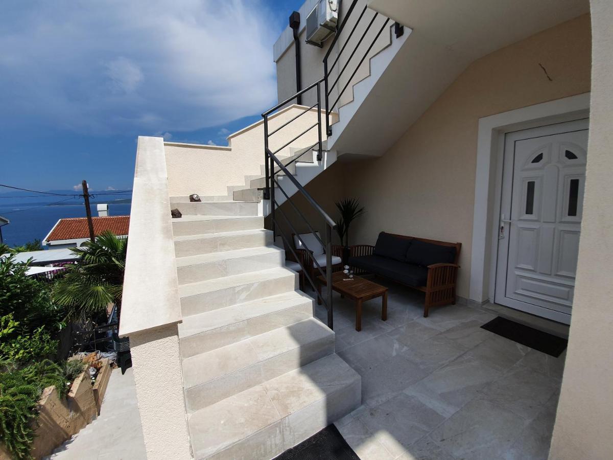 ונטאצ'יצ'י Apartments Dora מראה חיצוני תמונה