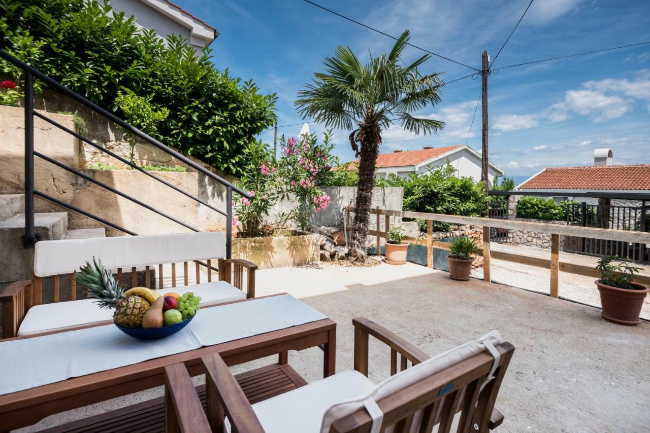 ונטאצ'יצ'י Apartments Dora מראה חיצוני תמונה