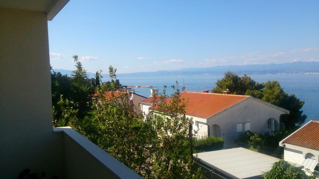 ונטאצ'יצ'י Apartments Dora מראה חיצוני תמונה